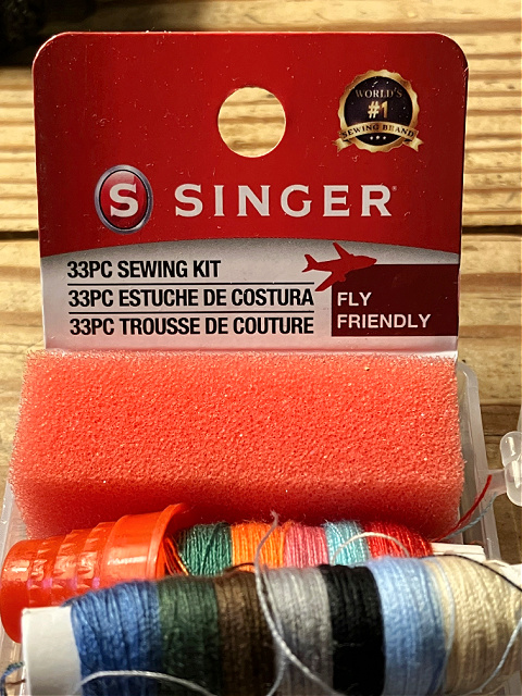singer-sewing-kit-2