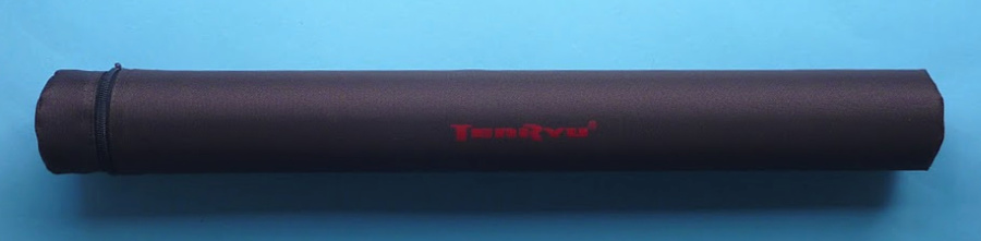 Rod case that comes with the Tenryu Ray Integral RZI50UL-4