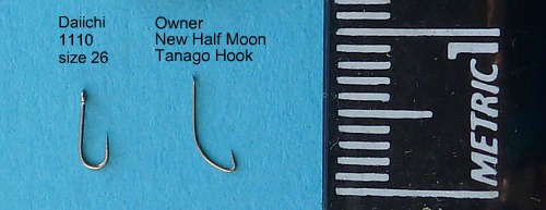 Tanago hook and fly hook size comparison